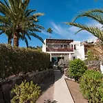 Red Rocks By Villagrancanaria