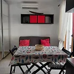 Doña Claudia - 2019-T5513