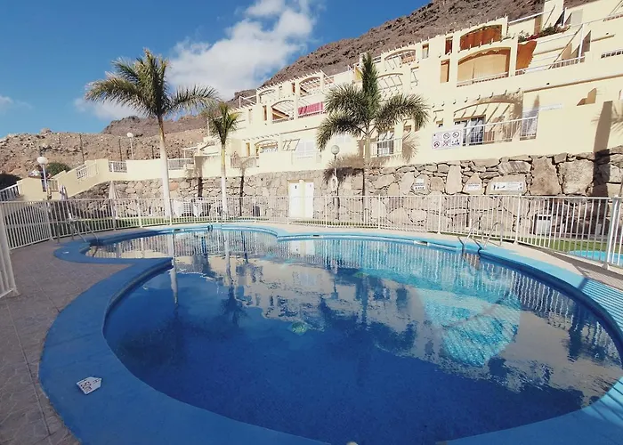 Puerto De Mogan Apartment With Swimming Pool