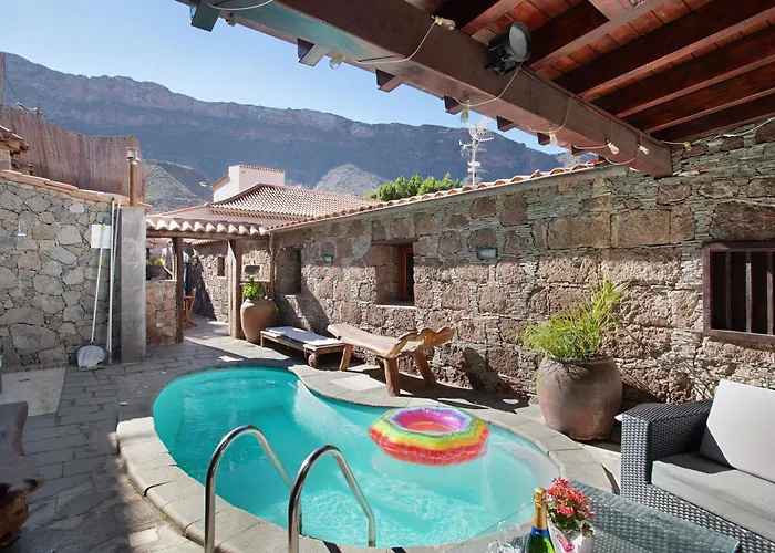Bentayga Sensation With Pool