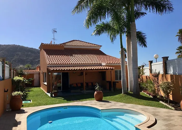 Villa Tauro Country Club