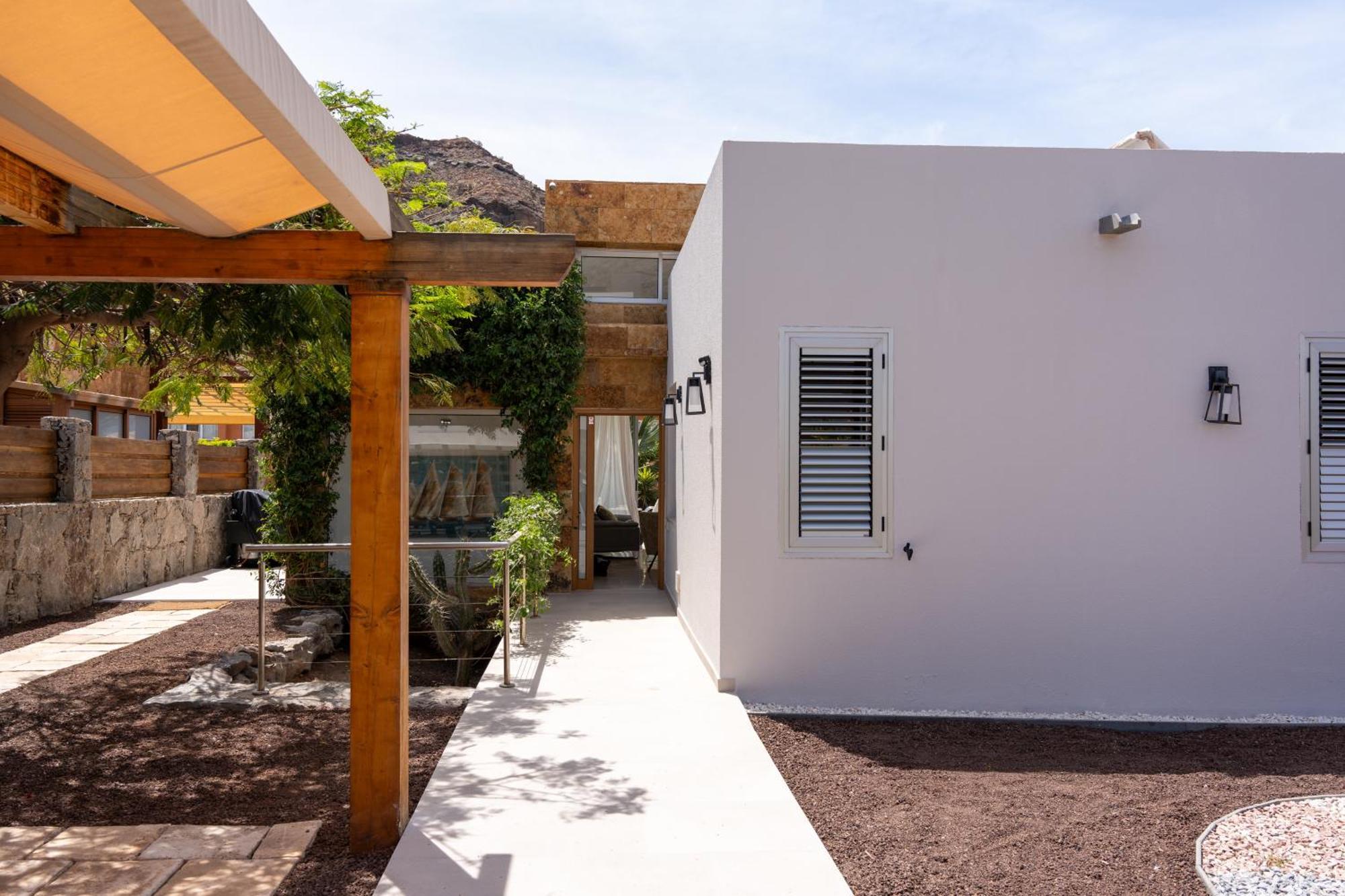 Diana With Private Swimming Pool In Tauro Mogan