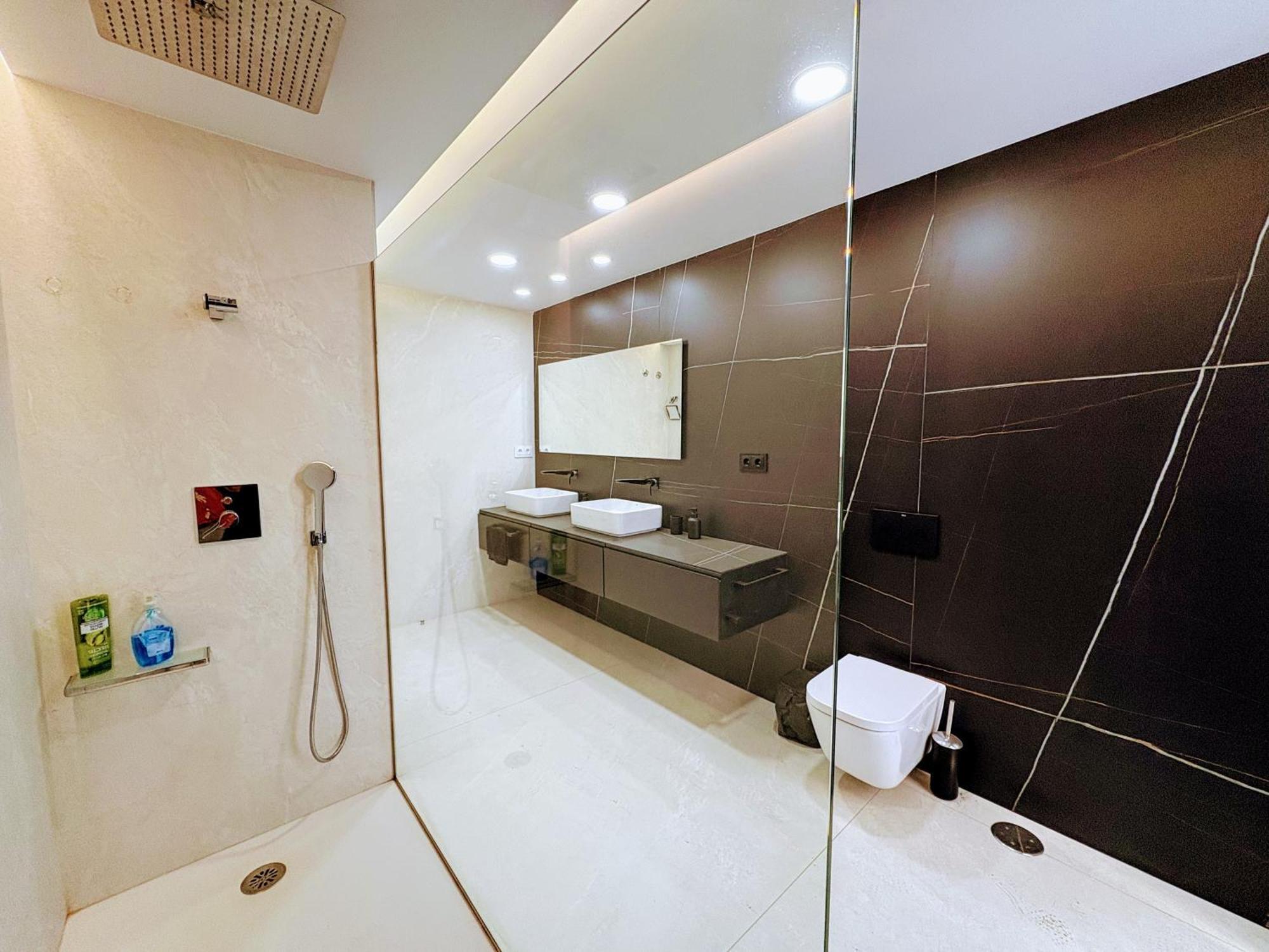 Oceanfront Luxury By Wave Appartamento *