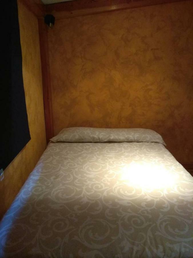 La Cabaña Con Jacuzzi Alloggio in famiglia *