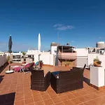 Arguineguin, En El Casco Marinero Con Sol Todo El Ano