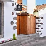 Allureh Emblematic Lodging