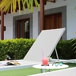 Allureh Emblematic Lodging