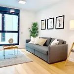 Deluxe Beach Flat W Garage By Wave Properties