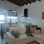 Villa Aura
