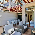 Brand New Home With Sunset Terrace