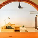 The Perfect Place To Relax Bedroom With Hot Tub, Beautiful Tropical Garden Area. Bbq And Big Open Spaces Through All The House.It Is Located In A Quiet Place, But Still 5 Min Away From The Touristic Puerto Rico And Walking Distance From The Beach