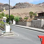 Elsa Tauro Topaz