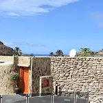Elsa Tauro Topaz