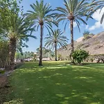 Home2Book Stunning Apartment Rocas Rojas