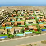 Par 4 Villa 9