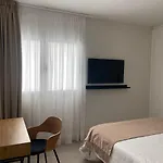 Castelar Rooms