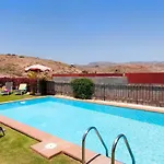 Par 4 Villa 13