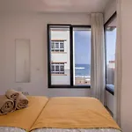 Piso De Ciudad Frente A La Playa