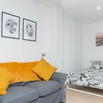 Studio 18 Playa Las Canteras fast wifi