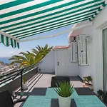 Hilltop Vista Apartment