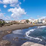 Home2Book Comfy & Chic Apartment Near The Beach