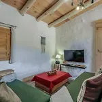 Trendy Rural House Casa Tazirga
