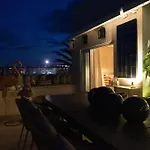 Casa Esperanza *Family Home Over The Sea*