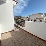 Vivienda Con Vistas Al Mar, Cerca De La Playa Y 3 Bedrooms