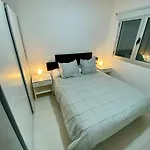 Apartment With A Patio In Las Canteras