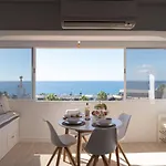 Ocean View House en San Agustin con piscina