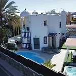Casa Liliana