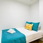 Eleven Boutique Apartments By Airnest