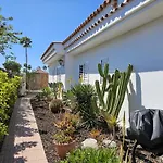 Las Nectarinas By Villagrancanaria