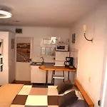 Beachback Studio Apartment