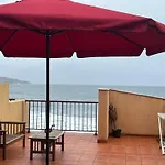 Livingtheocean & Big Terrace