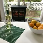 Flatguest - Glass House
