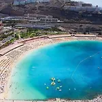 Studio Apartment La Lajilla located at beachfront