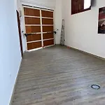 Homeforguest Cozy Loft With Parking Next To The Arucas Cathedral