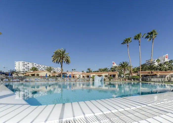 One Bedroom Bungalow With Shared Pool Furnished Terrace And Wifi At Playa Del Ingles Maspalomas 1 Km Away From The Beach
