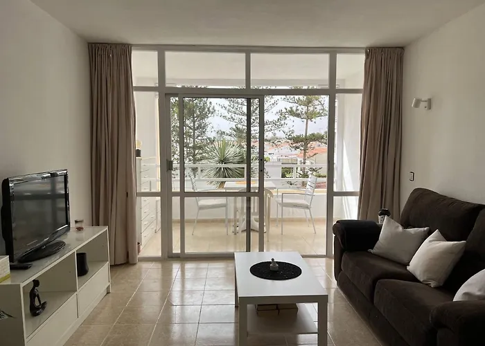 Yumbo Sunset Suite Tanife - 50m from Yumbo, Playa del Ingles, Maspalomas!