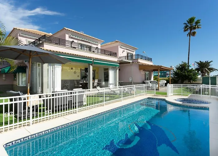 Villa Dalara Maspalomas, Private Pool&Jacuzzi