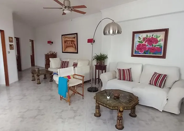 Casa Las Guayarminas