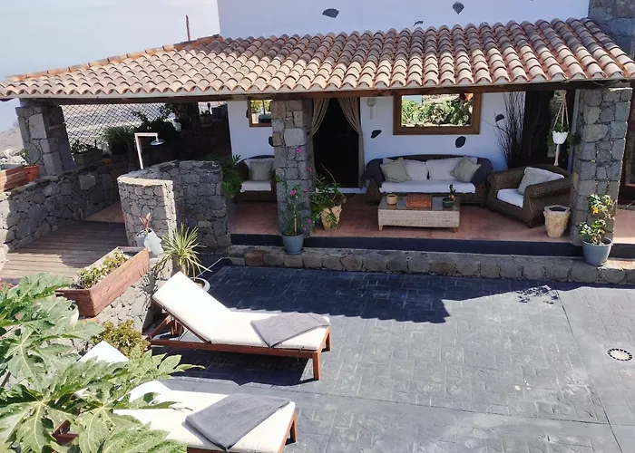 Luxury Colonial Country Villa