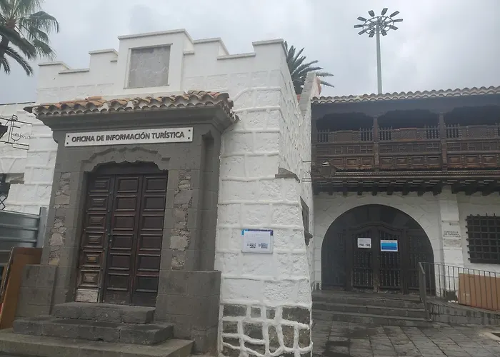 Santa Catalina Queen