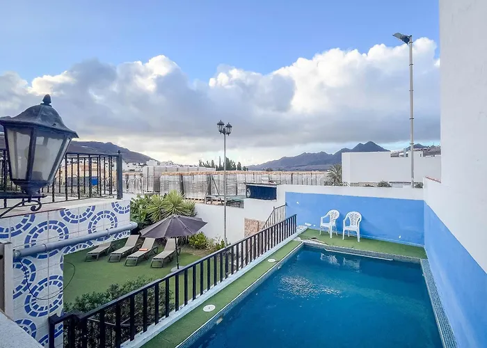 5Br Los Llanos Chalet - Pool & Garden