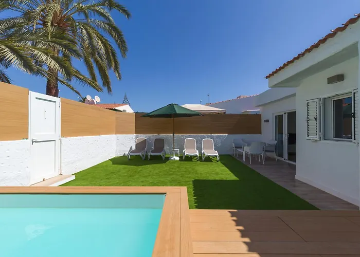 Refurbished 2 Bedrooms House Private Pool