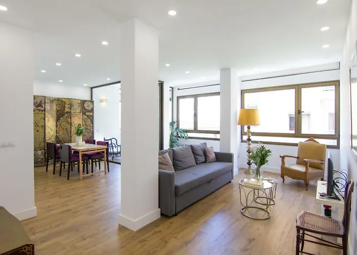 Homeforguest Stylish And Modern Apartment Overlooking Las Canteras