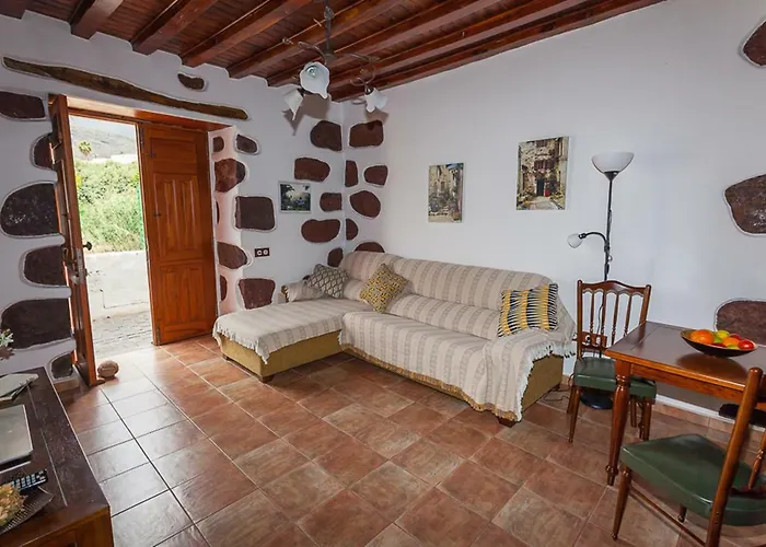 Casa Rural La Casa Baja