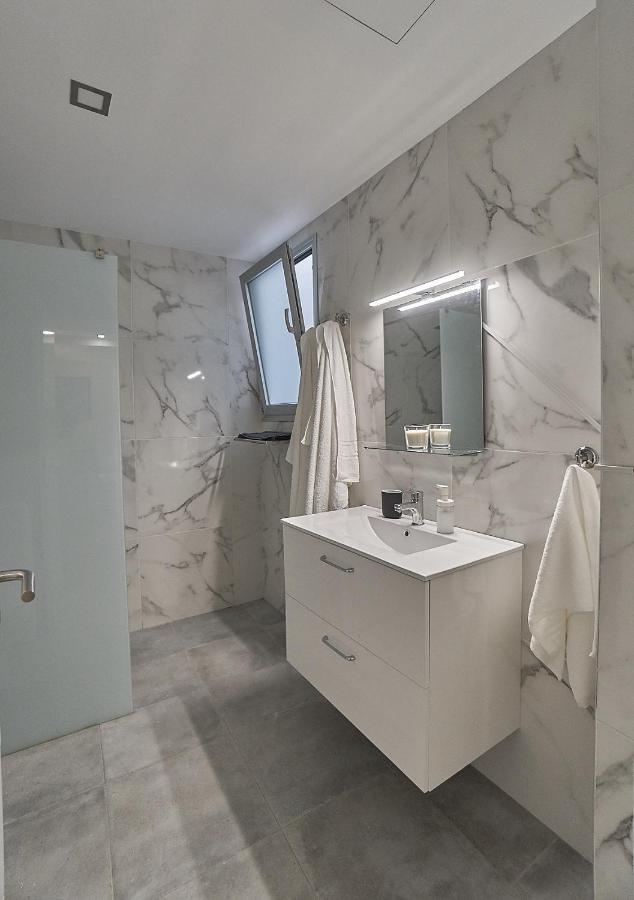 Malibu Canteras Nº 1 - Planta Baja - Ground Floor Apartment *