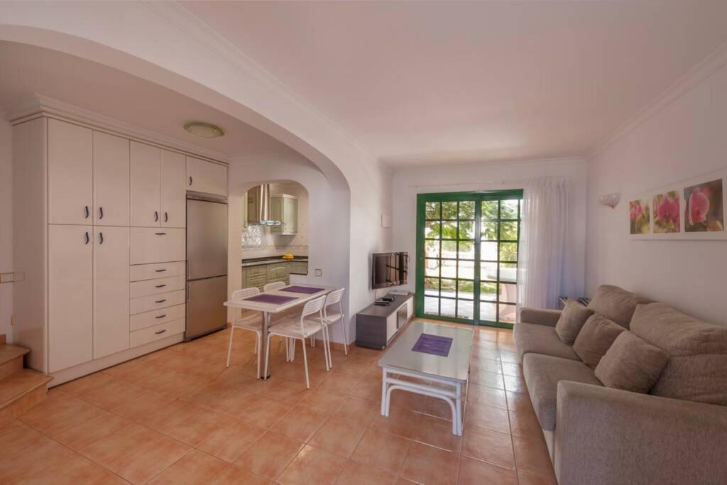 Duplex Con Jardin Y Buenas Vistas Appartamento
